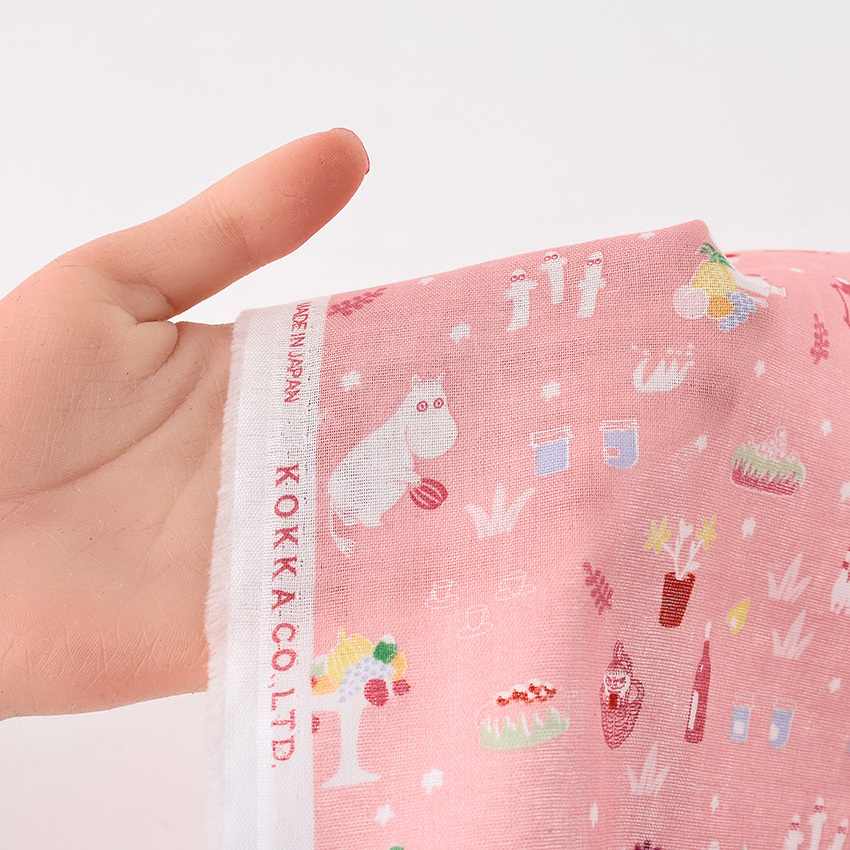 人気沸騰】【人気沸騰】ムーミン ピクニック ダブルガーゼ 1m単位｜切売り 切り売り 生地 布 布地 天然素材 コットン コットン100％ 綿100％  Wガーゼ キャラクター 生地