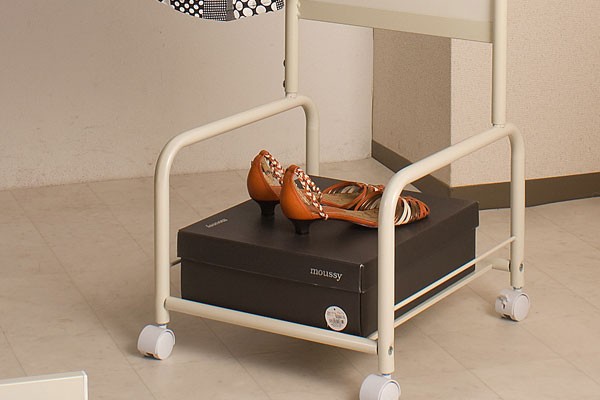 ハンガーラック ミラー 洋服収納 衣類収納 棚 キャスター付き 日本製