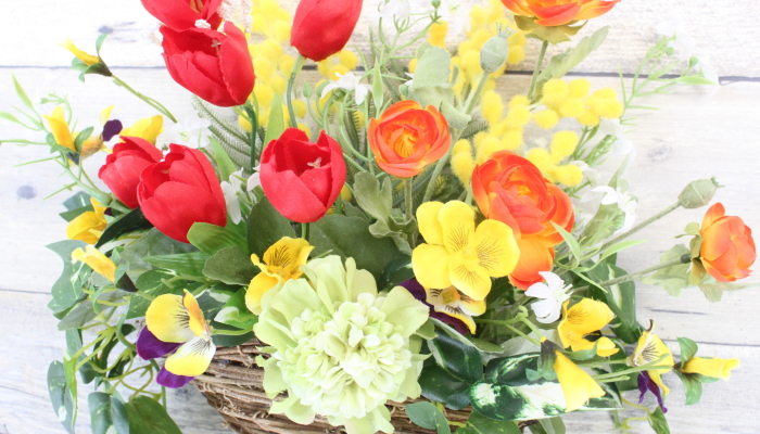 造花 ミモザやチューリップの春の壁掛けのアレンジ シルクフラワー CT