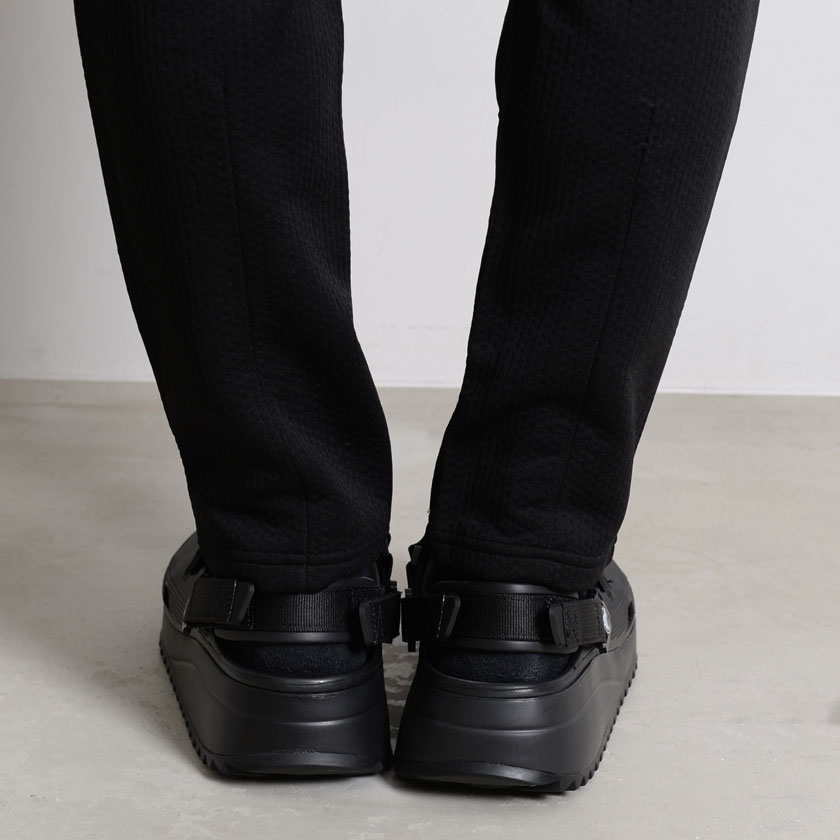 美品▪️Crocs クロックス 【27㎝】厚底 サンダル 男女兼用　ブラック　黒 楽天市場】【送料無料】