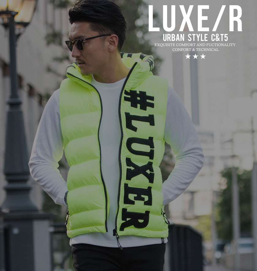 【LUXE/R】中綿ベスト Mサイズ　小汚れあり LUXE/R 中綿ベスト メンズ フード付き スポーツ ロゴ 軽量 防寒