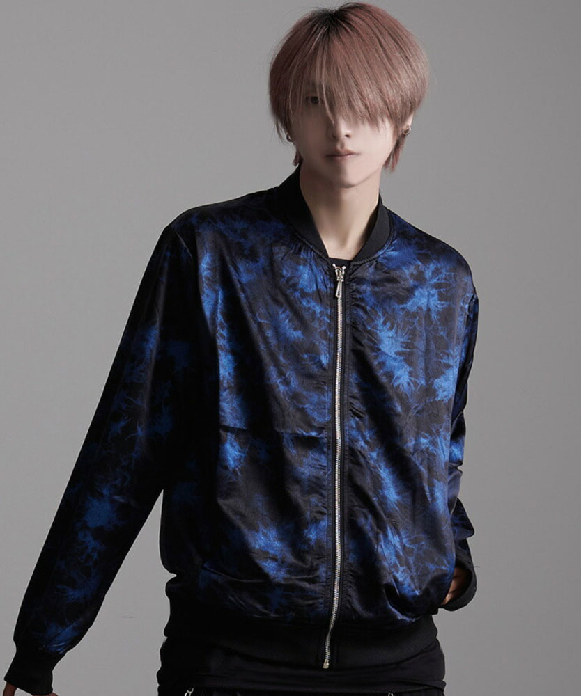CavariA/SILVER BULLET/フード/MA1/ブラック/L(46) CavariA/SILVER BULLET/フード/MA1/ブラック/L(46) - ジャケット
