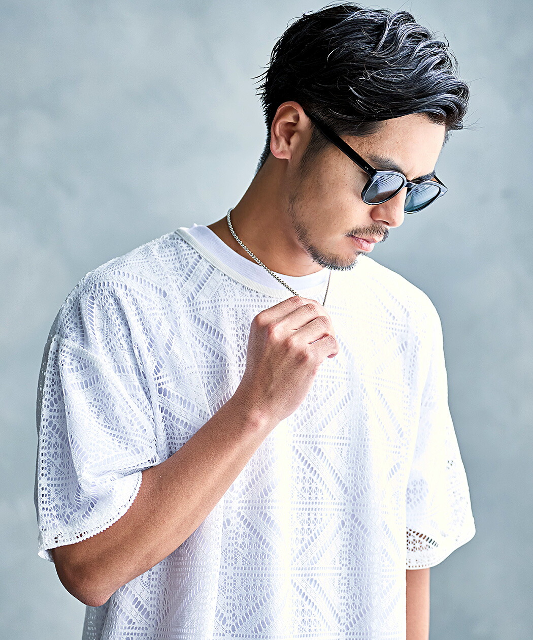 CavariA（キャバリア） Tシャツ メンズ 半袖 ネックレス付き レース柄 