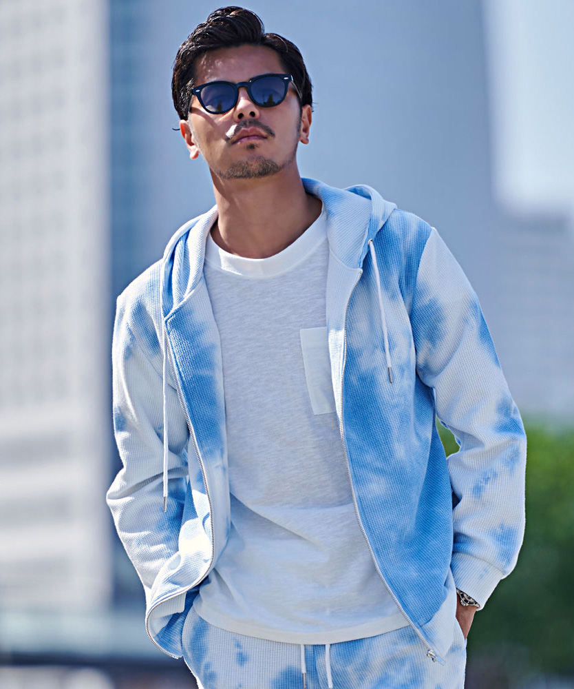 メンズ服タイダイ柄ジップパーカーXL 新品　ストリート　白青　一点物　秋冬　総柄 CavariA（キャバリア） パーカー メンズ ブランド おしゃれ ジップ