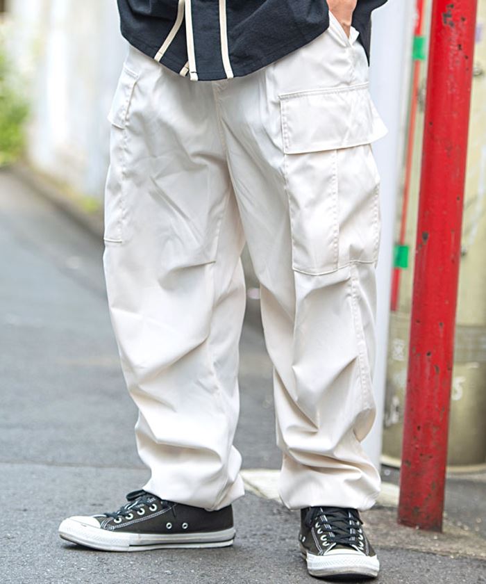 カーヴィパンツ　ホワイト URVIN 汚れをはじくワイドベイカーパンツ/ホワイト | Factelier
