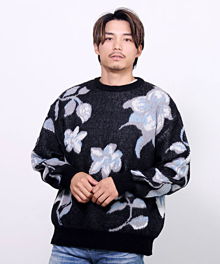 黒の花模様ニットセーター 長袖　40サイズ 黒の花模様ニットセーター 長袖40サイズ