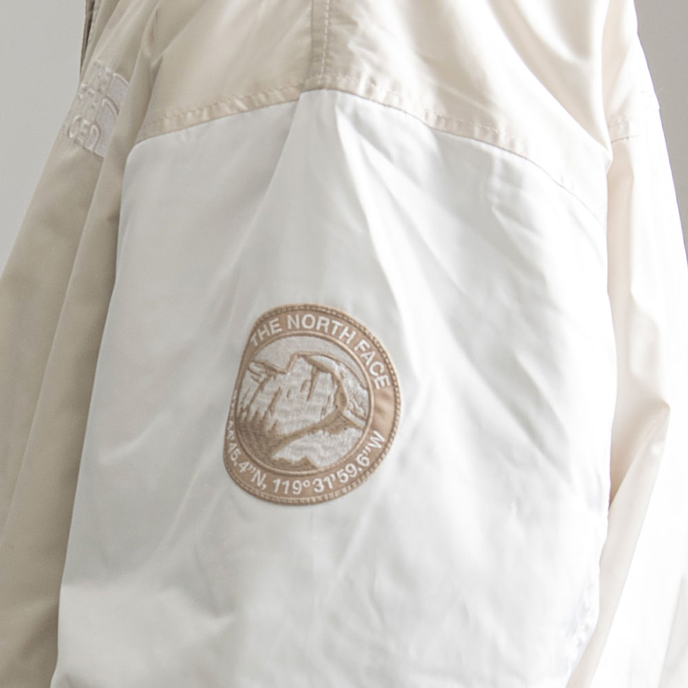 THE NORTH FACE（ザ ノースフェイス） ブルゾン アウター ホワイト