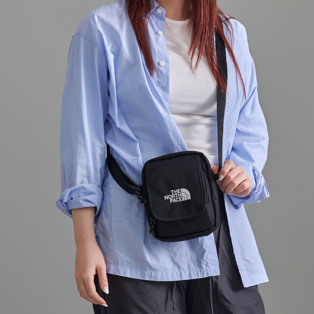 THE NORTH FACE（ザ ノースフェイス） ブランド ロゴ クロスバッグ