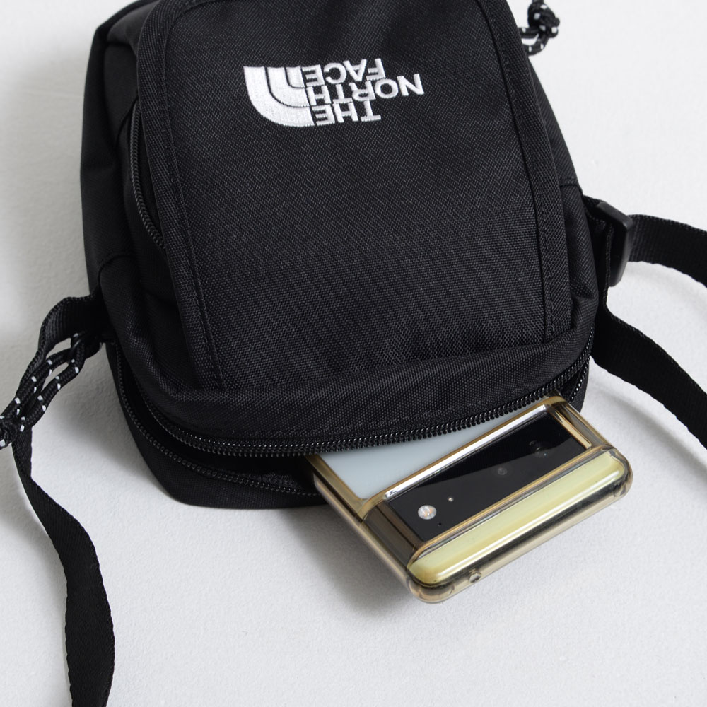 THE NORTH FACE（ザ ノースフェイス） ブランド ロゴ クロスバッグ