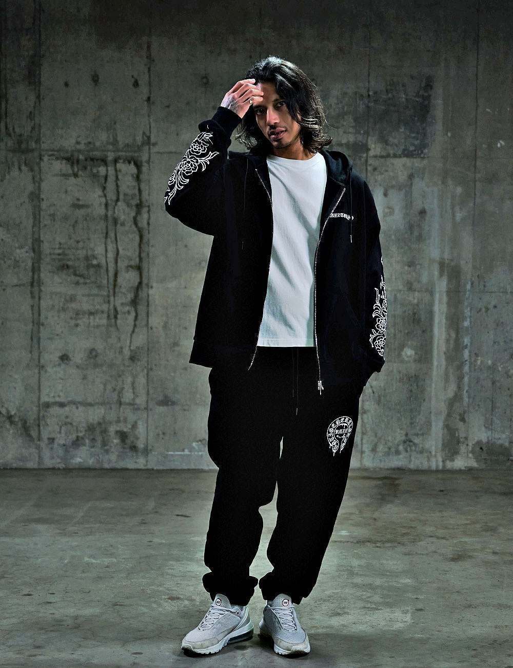 REPUBLIC &CO　JKT＆PANTS　パーカー付き LOVE PUNK ZIPパーカー[品番：ACDW0002762]｜ACDCRAG（エーシー