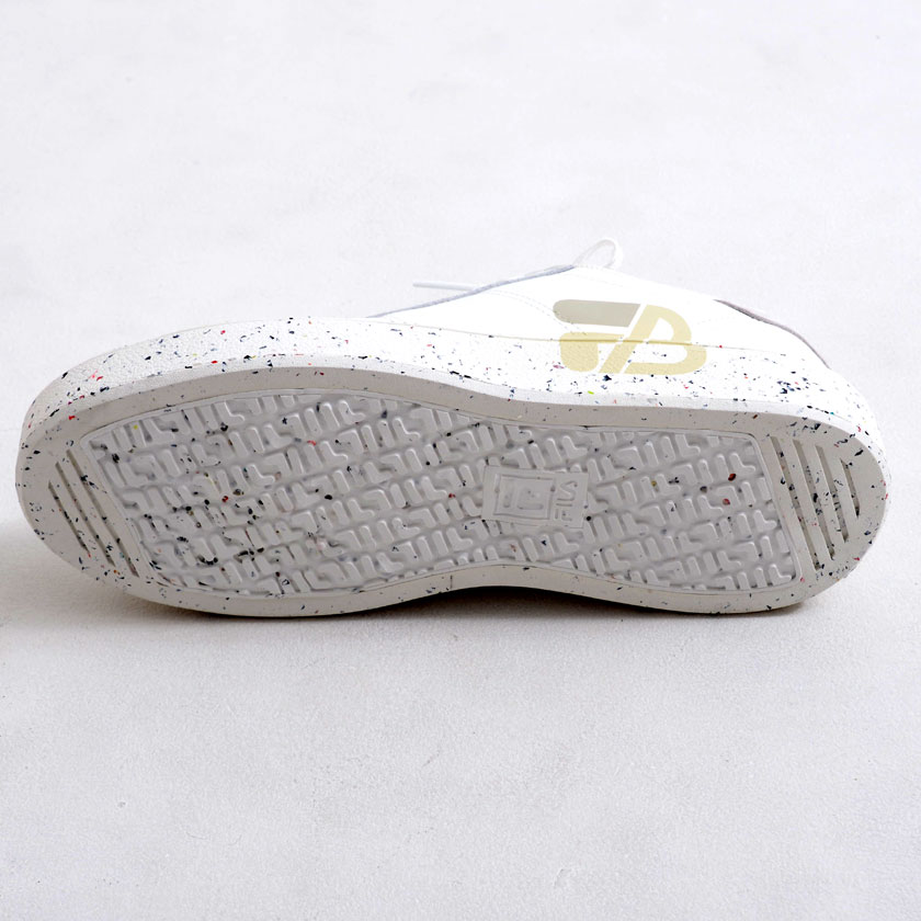 FILA BE:FIRST コラボ スニーカー メンズ レディース ビー
