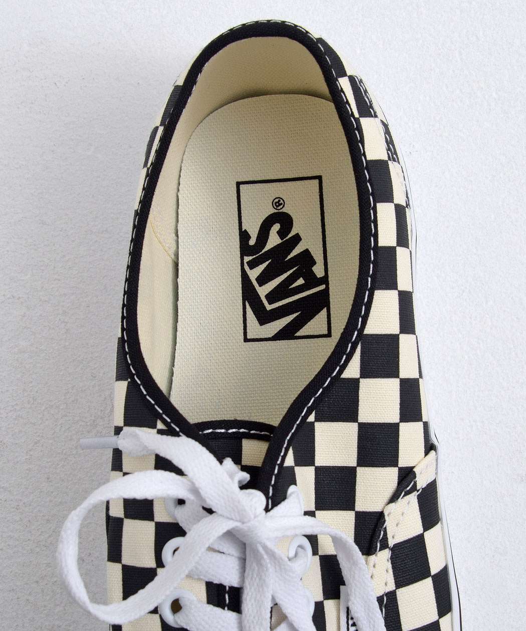 VANS（ヴァンズ） バンズ スニーカー メンズ オーセンティック