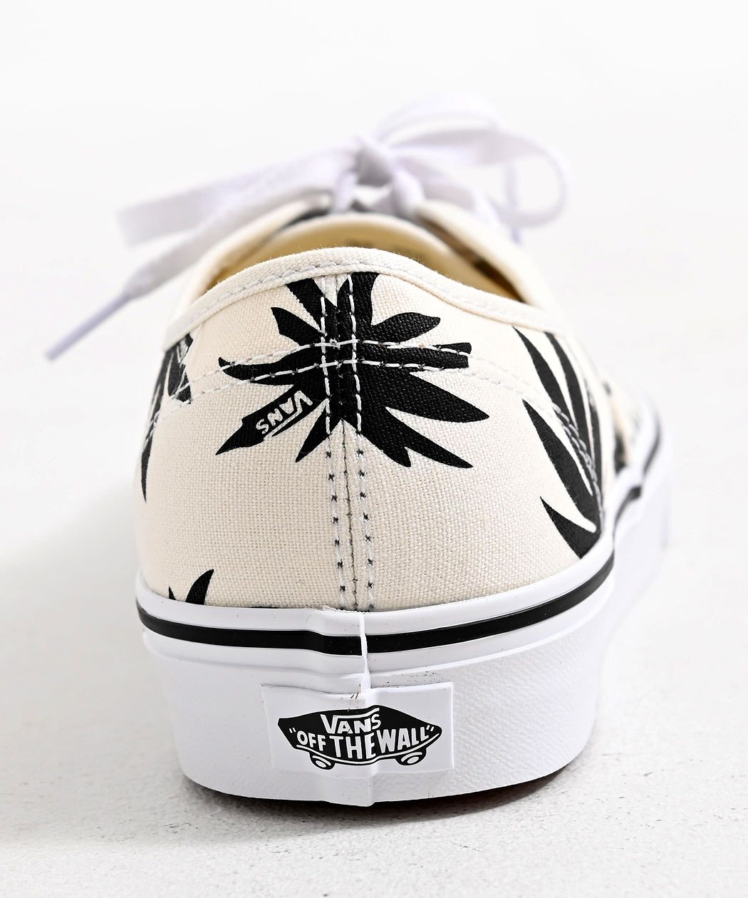 VANS（ヴァンズ） スニーカー メンズ オーセンティック リーフ柄