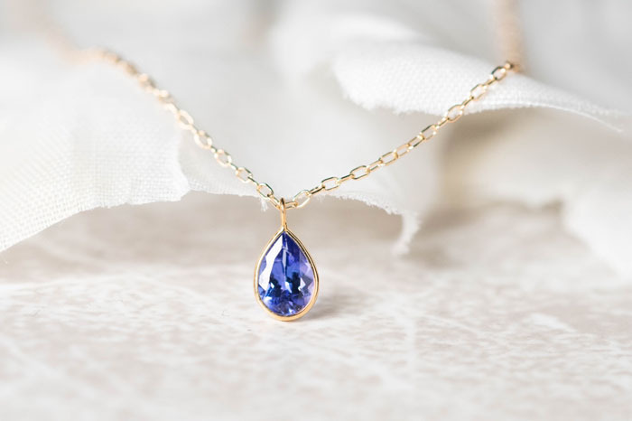 タンザナイト ネックレス １２月 誕生石 １８金 tanzanite ４５cm : si