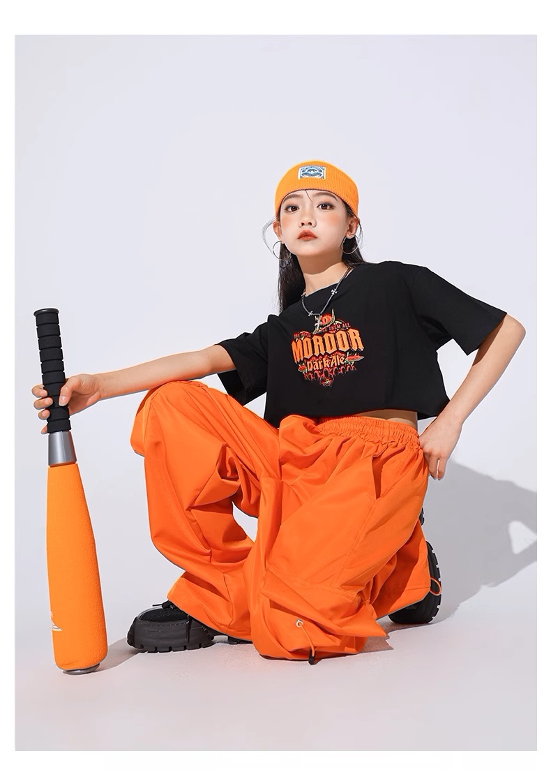 社交ダンス　スタンダード　オレンジ×黒　ファスナー交換済　4枚ボリュームSK　M ヒップホップ 衣装 黒 オレンジ キッズダンス衣装 セットアップ 子供