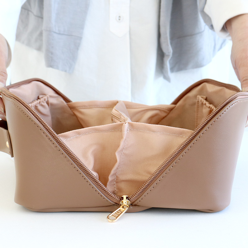 化粧ポーチ 大容量 収納 メイクポーチ マルチポーチ パッカンポーチ