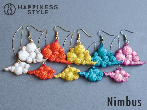 ベネディクト刺繍針モチーフロングピアス