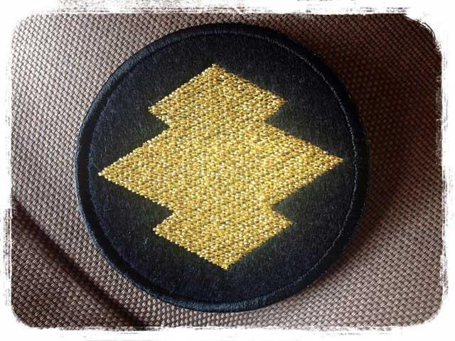 家紋ワッペン(丸なし)「松皮菱」アイロン接着和柄紋章刺繍オーダー 