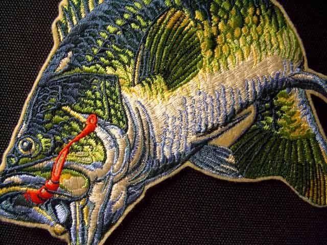 特大ブラックバスワッペンアイロン接着付き釣りフィッシング刺繍