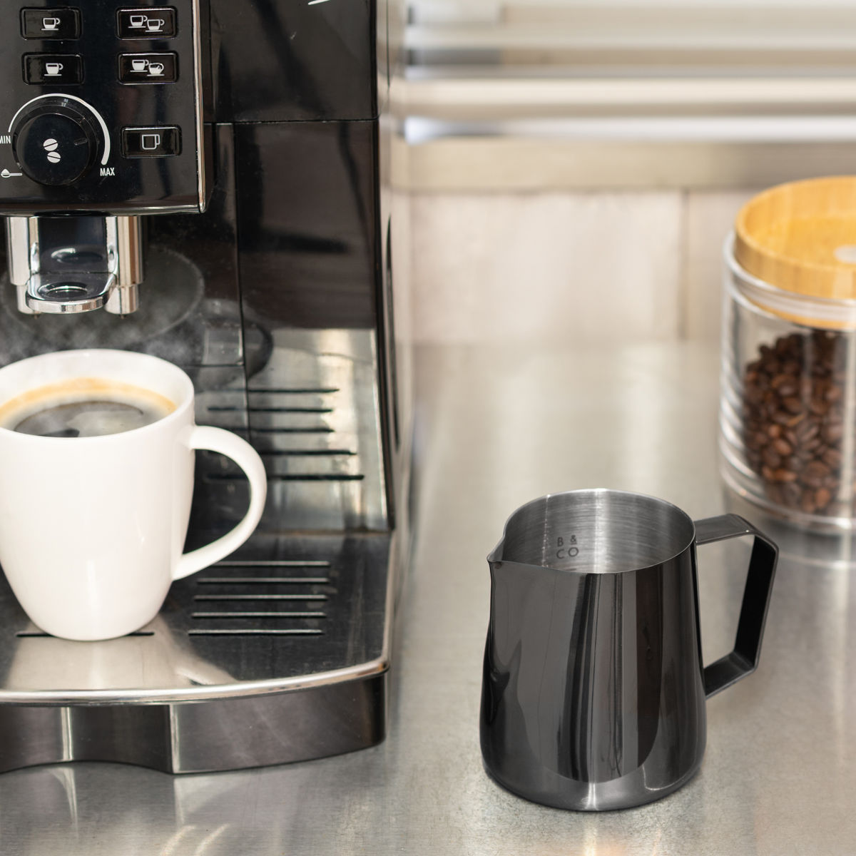 特典付き BARISTA&CO バリスタアンドコー バリスタプロミルクピッチャー 400ml Barista Pro Milk Pitcher （ バリスタ＆コー ミルクジャグ ラテアート ） | BARISTA & CO | 18