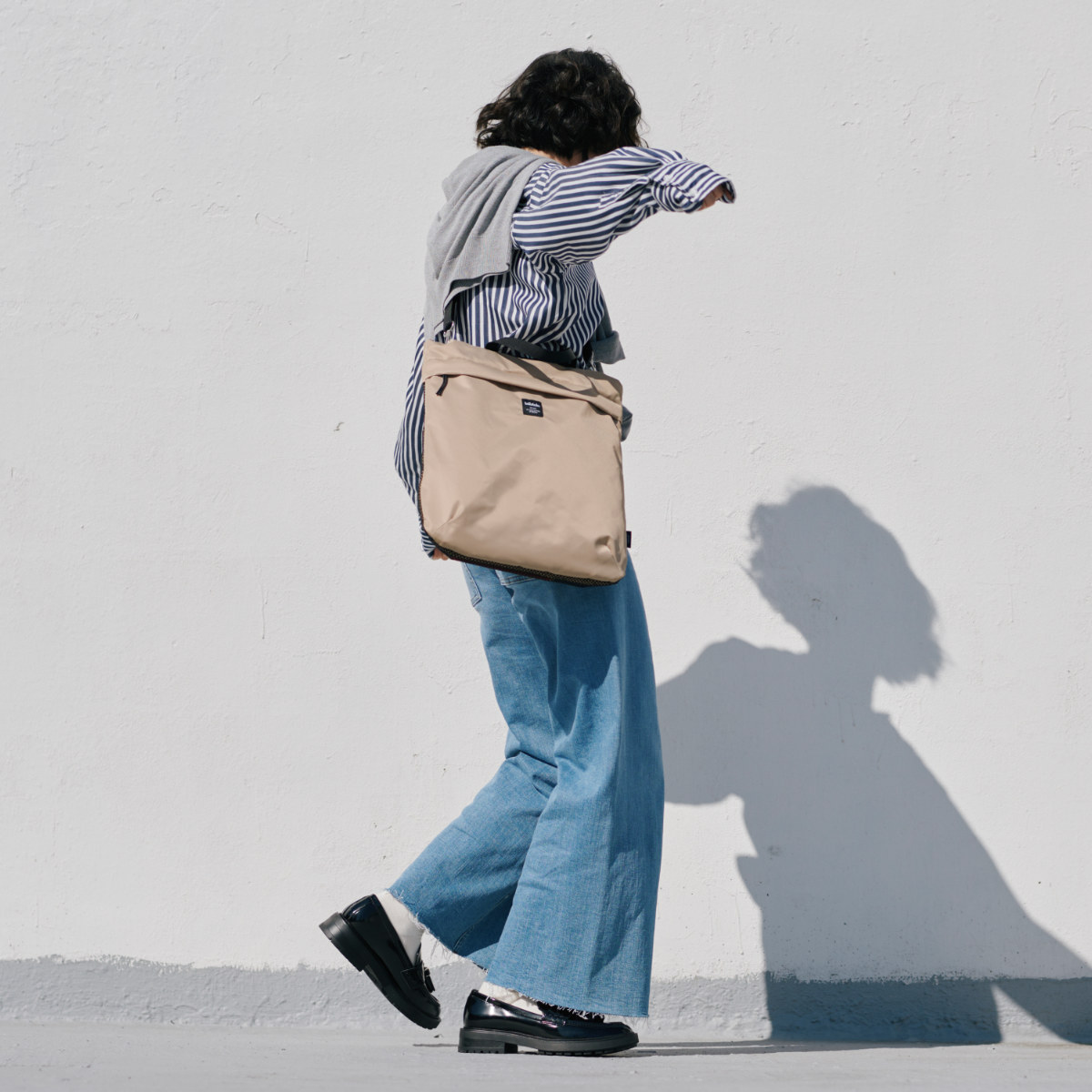 スリーブケース hellolulu ハロルル アリ ARI （ バッグ かばん ケース ショルダーバッグ PCバッグ 肩掛け 鞄 ノートパソコン 軽い ） | hellolulu | 17