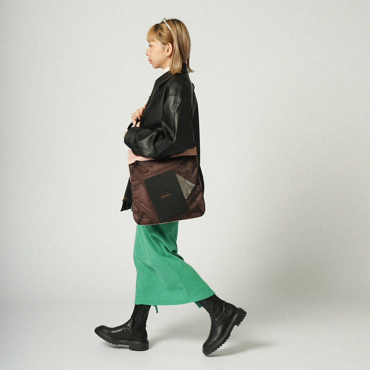 スリーブケース hellolulu ハロルル アリ ARI （ バッグ かばん ケース ショルダーバッグ PCバッグ 肩掛け 鞄 ノートパソコン 軽い ） | hellolulu | 23