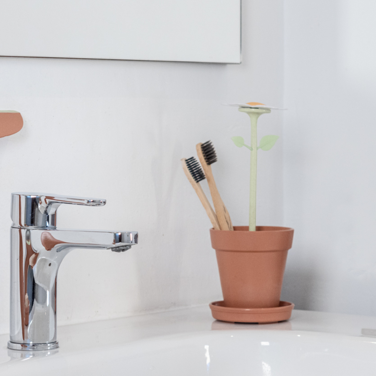 Vigar ヴィガール フローガニック トゥースブラシホルダー FLORGANIC Tooth Brush Holder （ 歯ブラシ スタンド 歯ブラシ置き 歯ブラシ立て かわいい ） | Vigar | 04