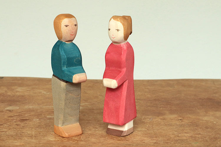Ostheimer オストハイマー 木製 フィギュア 家族 パパ ママ オブジェ