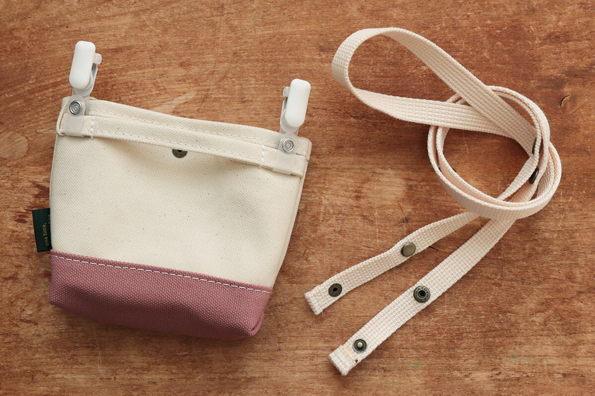 オートムキャンバスの上履き入れバッグ