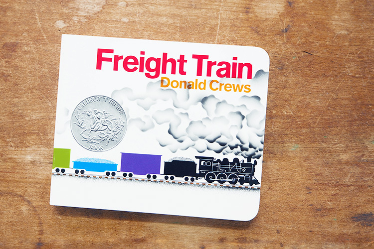 絵本 英語 Freight Train ドナルド・クルー ボードブック 外国
