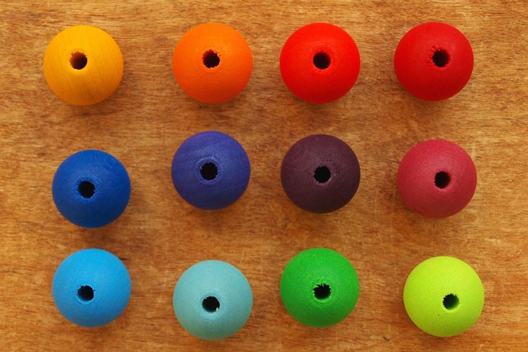 ウッドビーズ ビーズ おもちゃ 手芸 木製 パーツ アクセサリー ごっこ