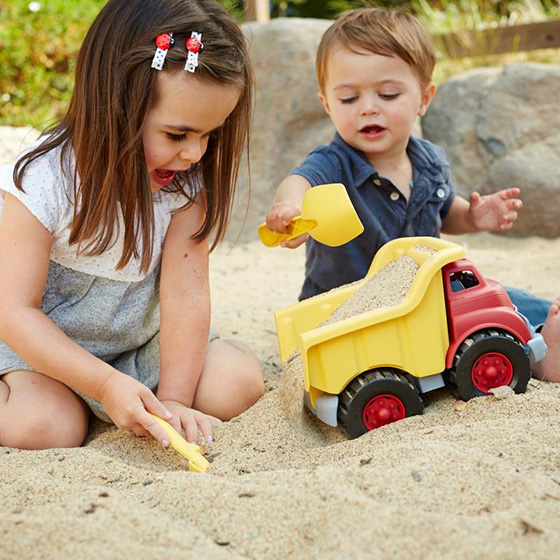 Green toys グリーントイズ ダンプトラック 車 砂場 おもちゃ 砂遊び