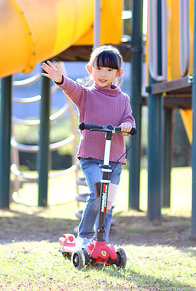 キックボード 子供 【クーポン最終日】 スクーデリア フェラーリ ツイストスクーター キッズ キックスケータ 折り畳みキックボード LEDタイヤ :  sf-fxk50 : 自転車通販 スマートファクトリー - 通販 - Yahoo!ショッピング