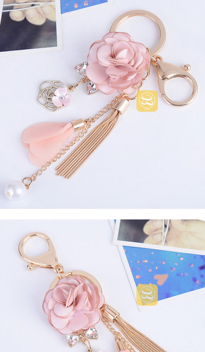 バッグチャーム 花 チェーン 布 カワイイ オシャレ 上品 キレイ