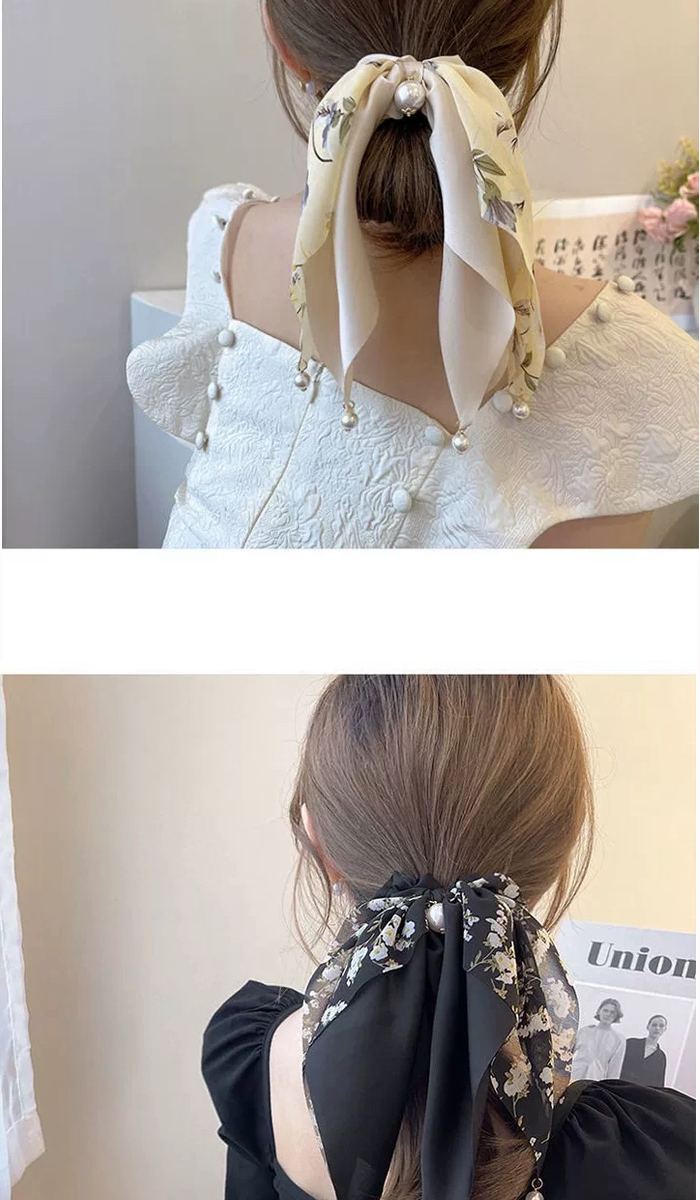 大人に人気なヘアアクセサリーシュシュヘアゴム