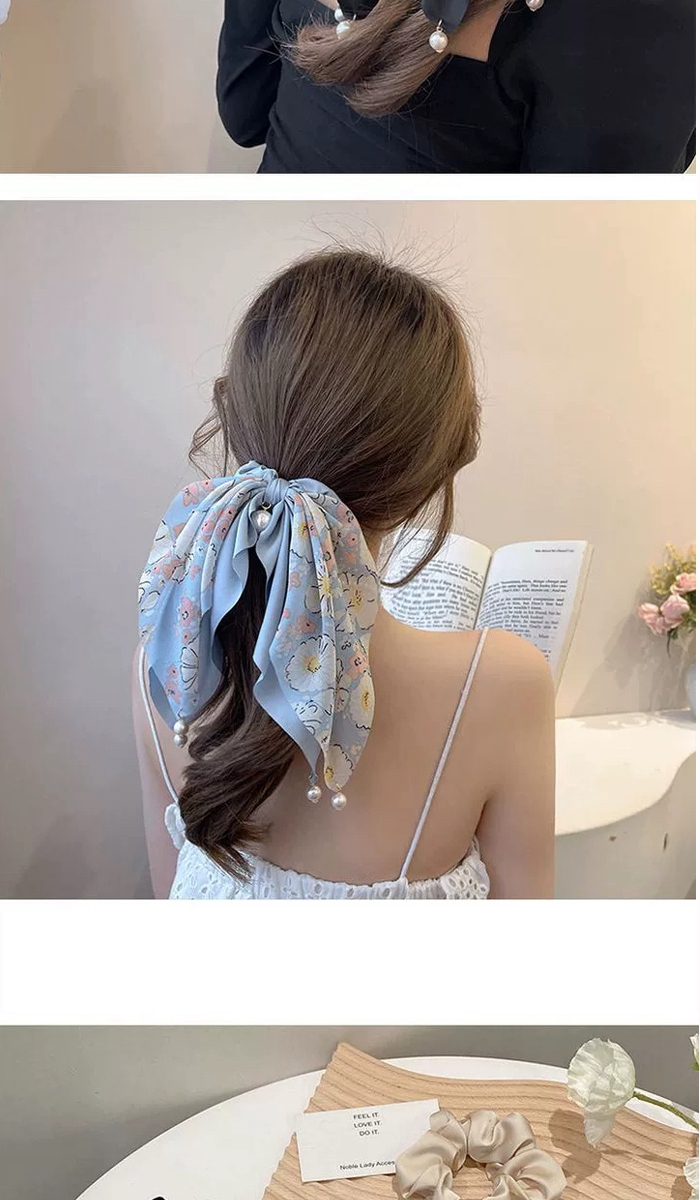 大人に人気なヘアアクセサリーシュシュヘアゴム