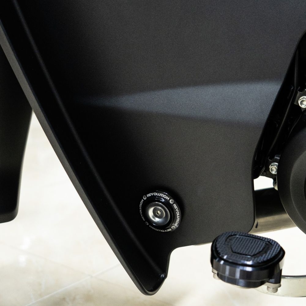 スーパーカブ REVOLUTION ホンダ C125 サイドカバーボルト