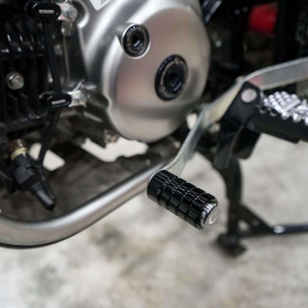 ハンターカブ CT125 純正　 シフトペダル・ブレーキペダルセット REVOLUTION ホンダハンターカブCT125用シフトペダル前後セット