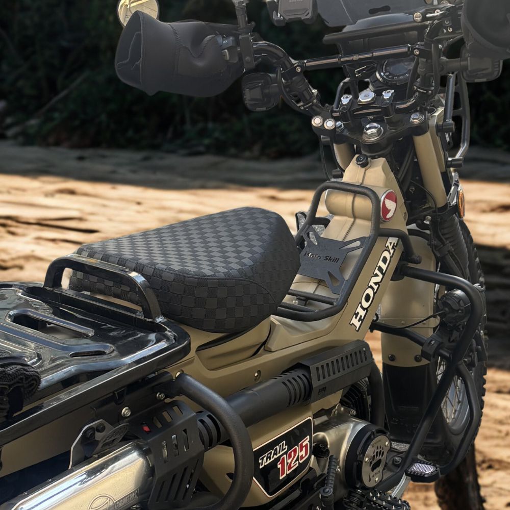 HONDA CT125 ハンターカブ レトロ カスタムシート チェッカーパターン
