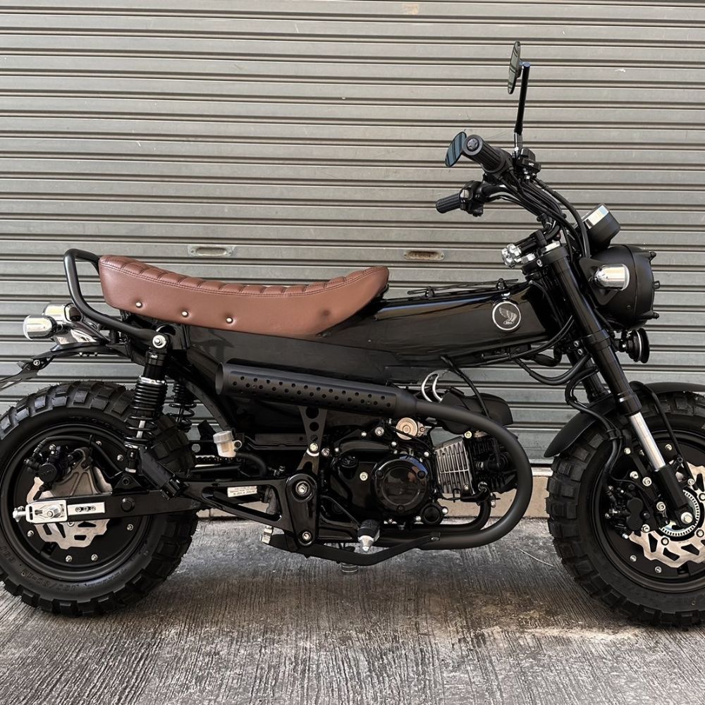 ホンダ ダックス125用交換スーパーローシート DX072 / Diabolus