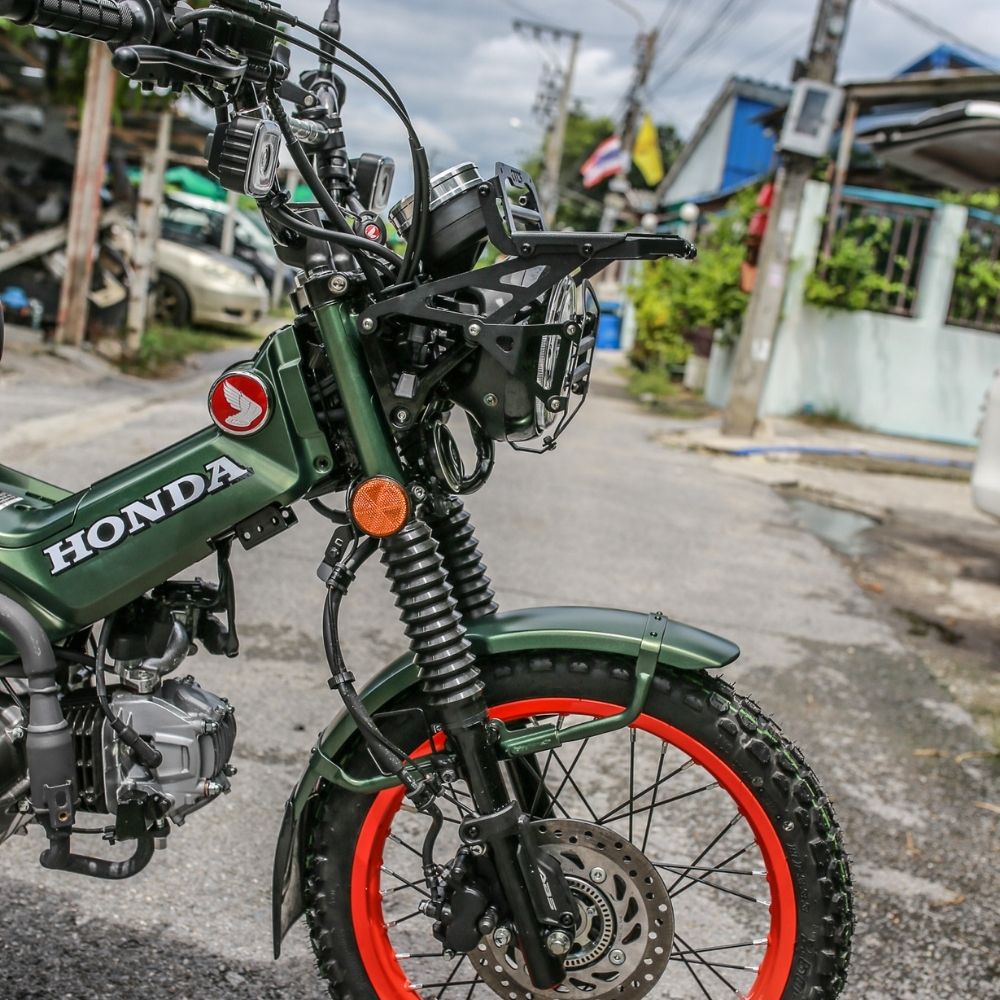 ホンダ（HONDA） ホンダハンターカブCT125用ヘッドライトガード/UDOM