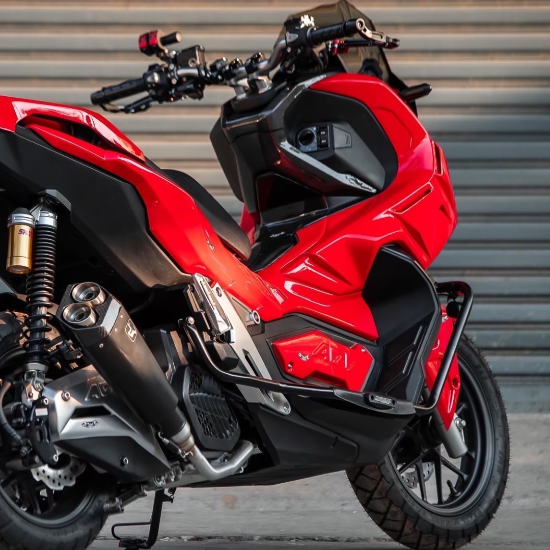 ホンダ ADV150ウインドシールド スモーク Asura Windsheild V1