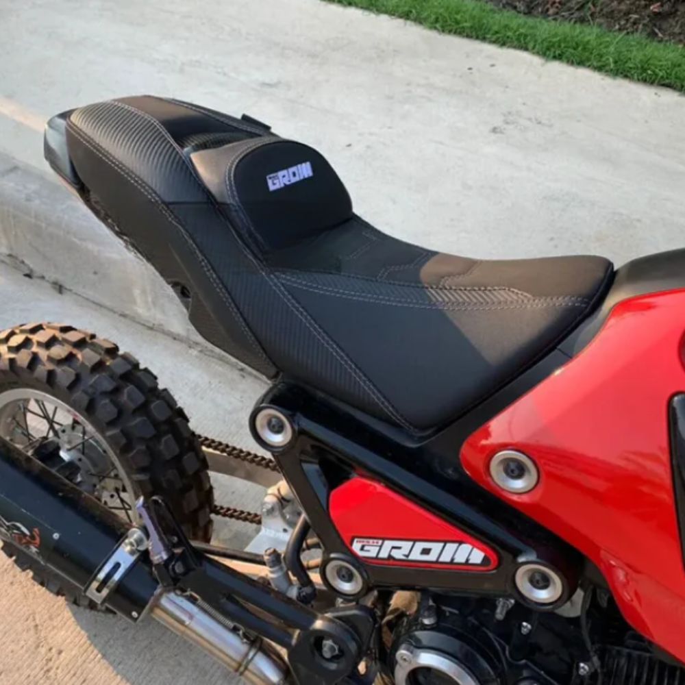 MAXNUS デュアルカーボンシート GROM125 (2021-2025) ホンダ グロム