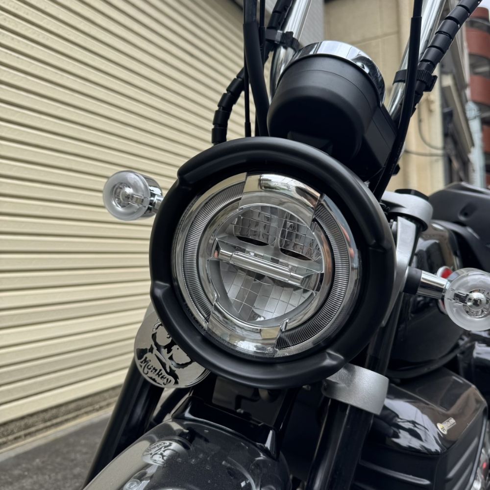 モンキー ホンダ Monkey125 ヘッドライトトリムカバー/フロントライト