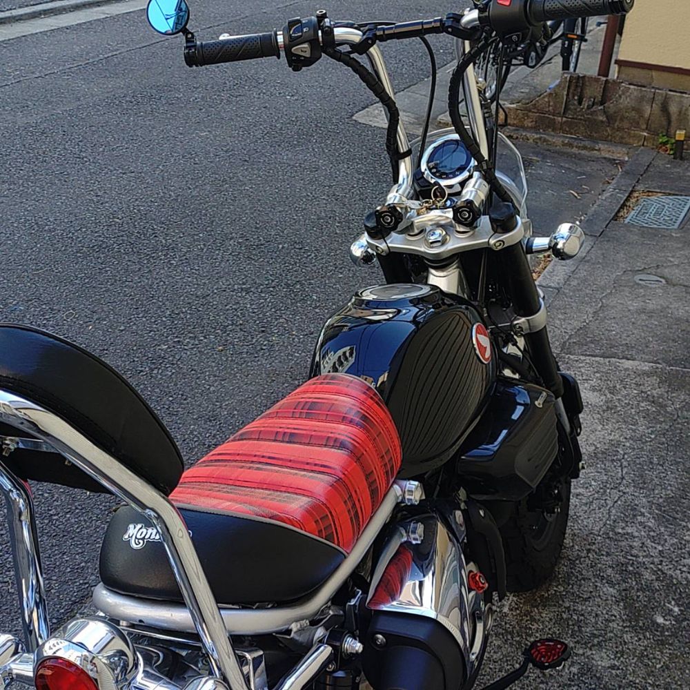 モンキー ホンダ Monkey125 カスタムシート タータンチェック 横リブ