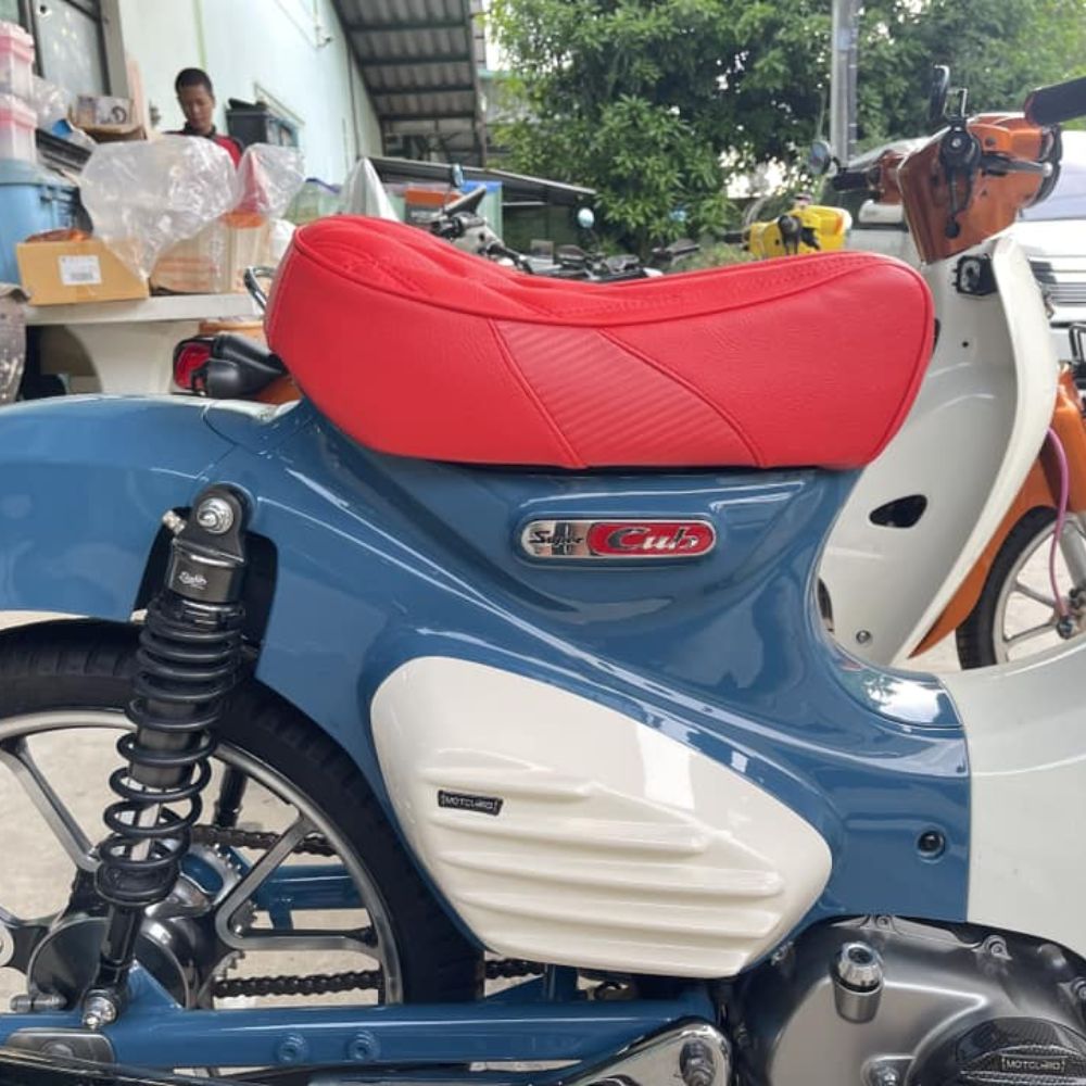 ホンダ スーパーカブ C125用 交換用スリムシート / MotolordD Slim Fit