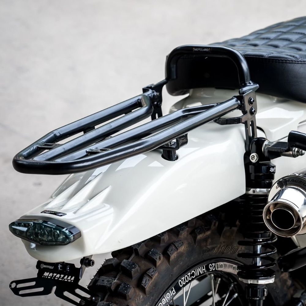 MotolordD CT125 ハンターカブ リアフェンダー LEDウインカー内蔵