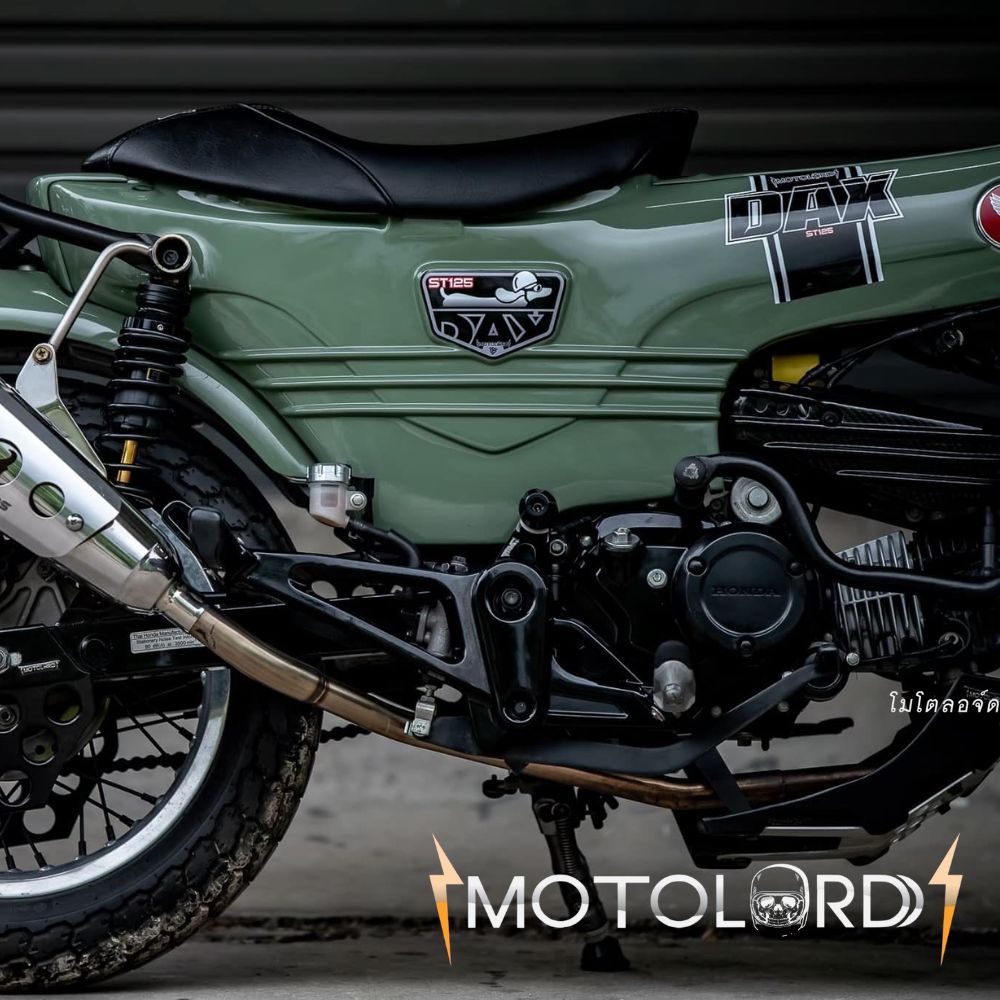 ダックス フレーム　タンクカバー　書なし打刻なし　dax st70 ホンダ（HONDA） ダックス125 ST125用フレームボディカバー グリーン