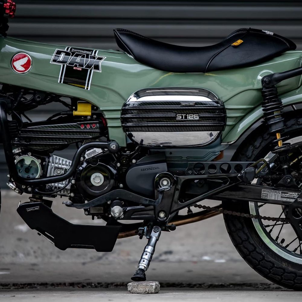 ホンダ（HONDA） ダックス125 ST125用フレームボディカバー グリーン