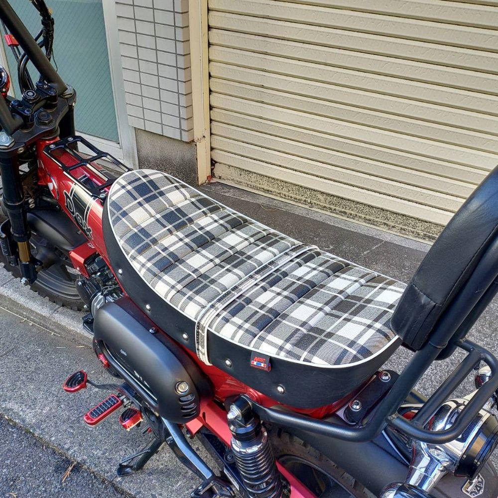 ホンダ（HONDA） ダックス125用交換シート タックロール グレー